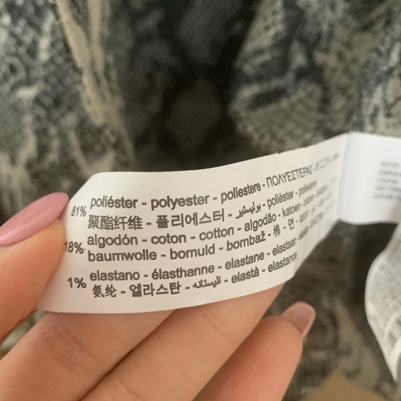 ZARA OVERSIZED SNAKESKIN MOTO JACKET - Picture 3 of 7